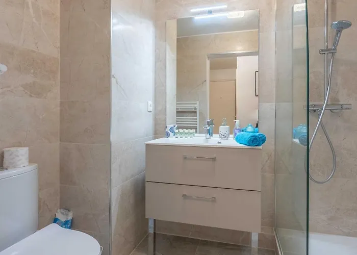 Apartment With Parking And Balcony Near The Deauville